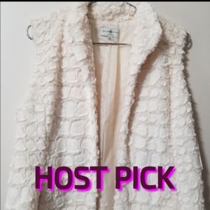 🎉🎈HP🎉🎈Kate & Rosy - lined fur vest NWT
